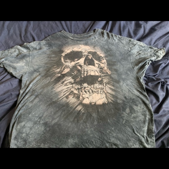 Other - Men’s size  2XL t-shirt .